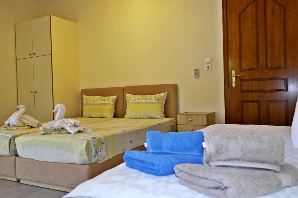 Roula Rooms Стратоніон Екстер'єр фото